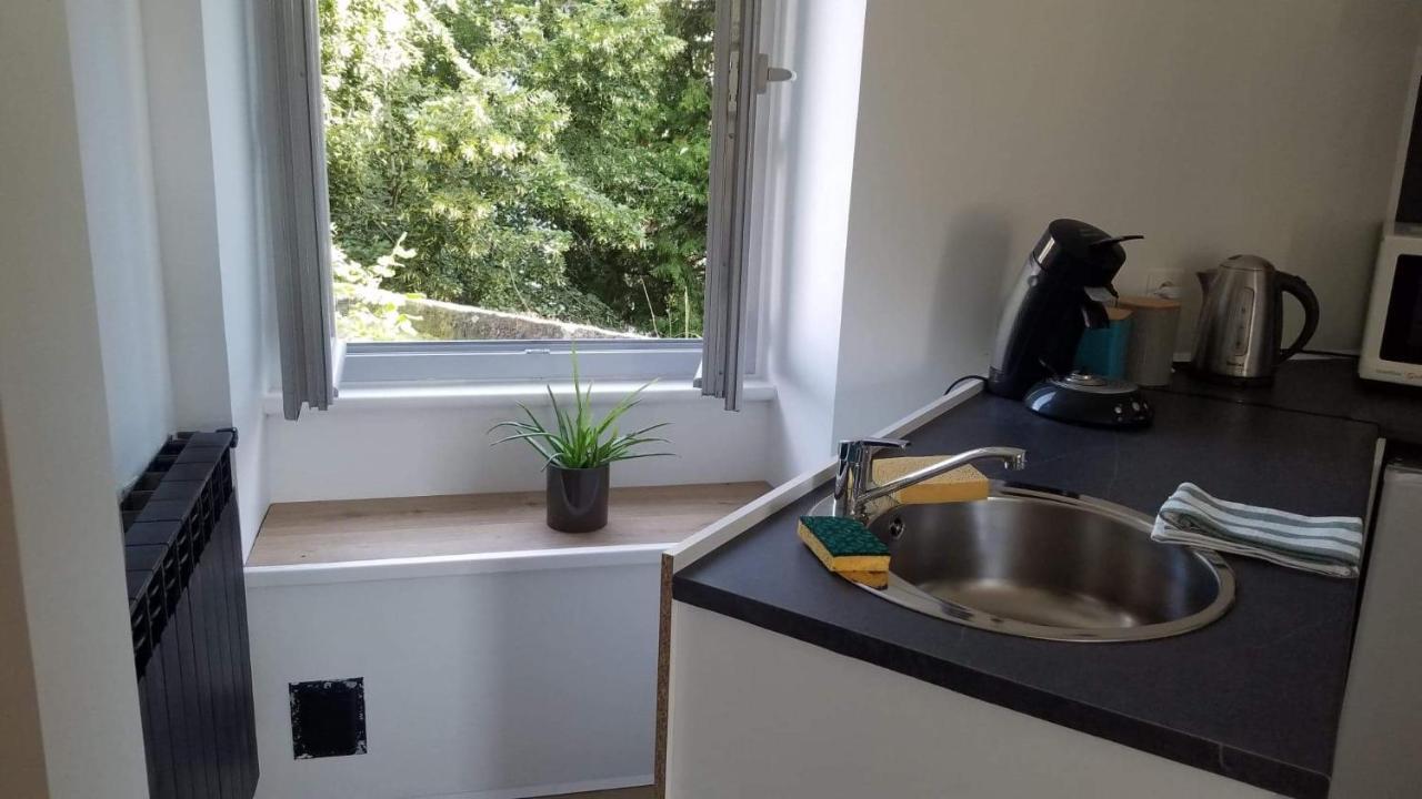 Appartement Confort Deux Etoiles Dole Exteriör bild