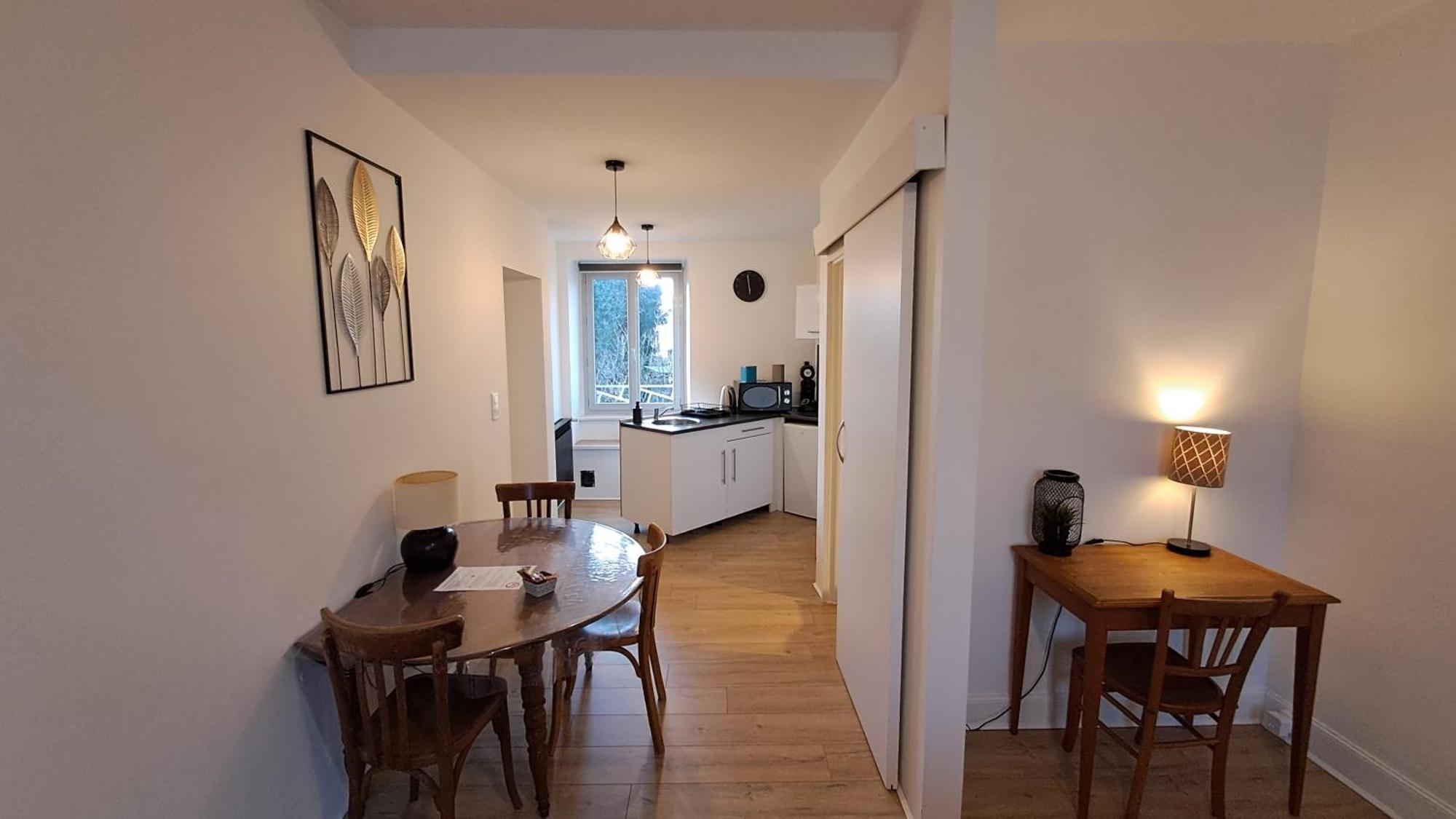 Appartement Confort Deux Etoiles Dole Exteriör bild